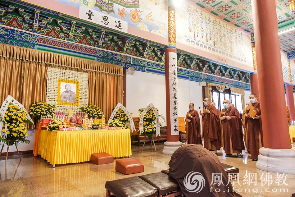 珠海普陀寺内部举行追思法会,沉痛悼念新成长老