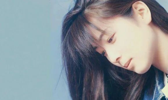 坂井泉水本人,却对"包装"这回事完全不在意.