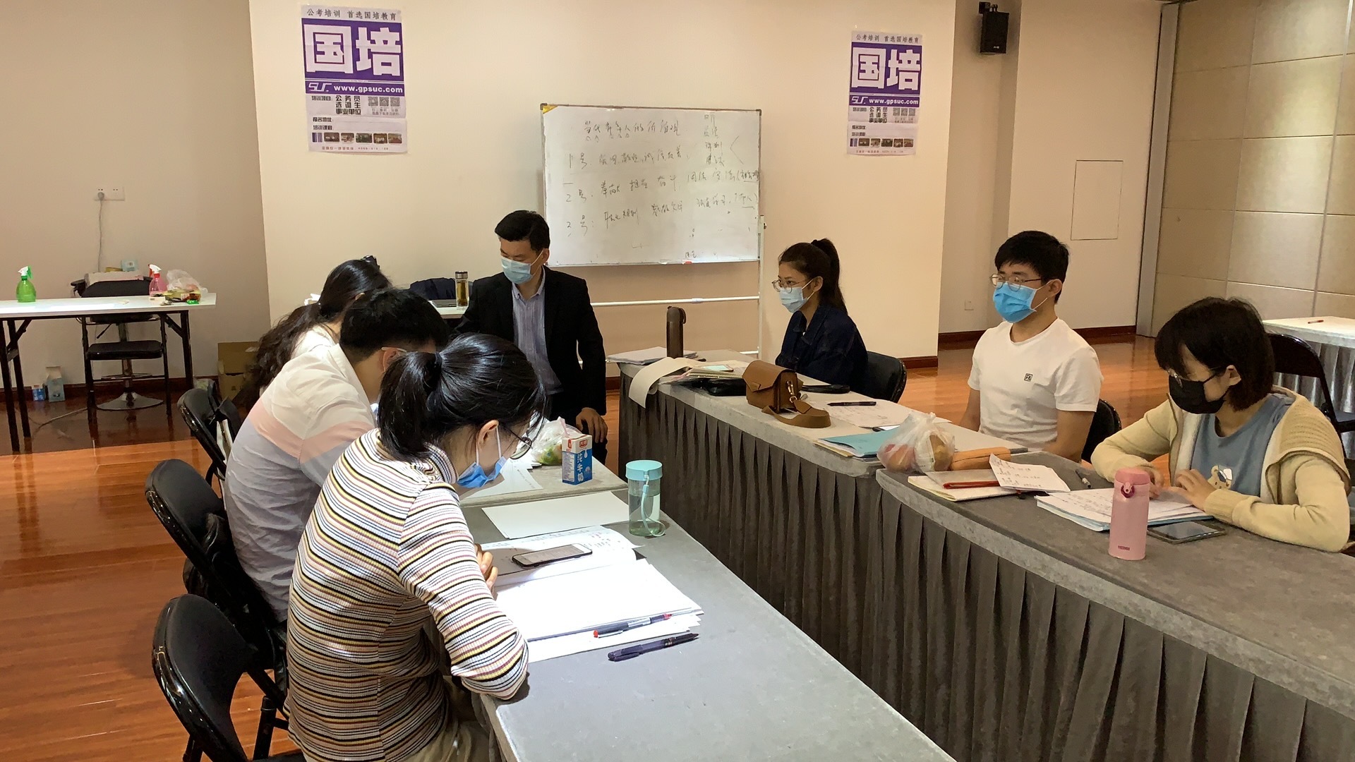 2021苏州事业单位面试:人工智能成为社会发展新动能(国培)