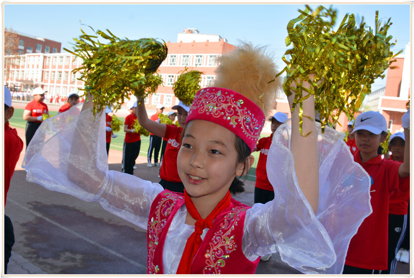 本市热点:新疆博乐市第五中学举办第29届春季运动会