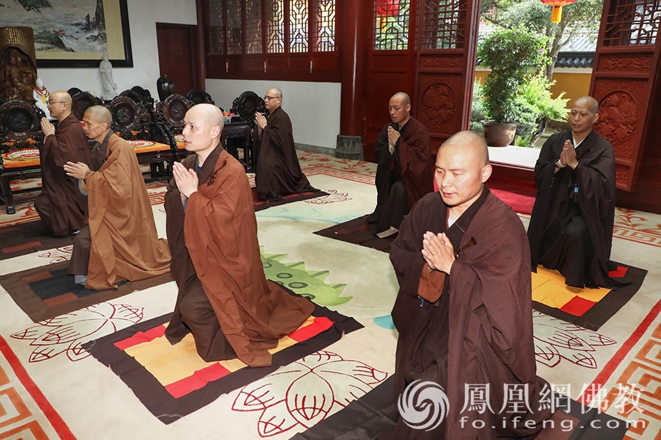 普陀山悦岭禅院等寺院结夏安居,礼请道慈大和尚为依止