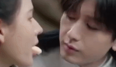 看完这些大尺度吻戏我瞎了