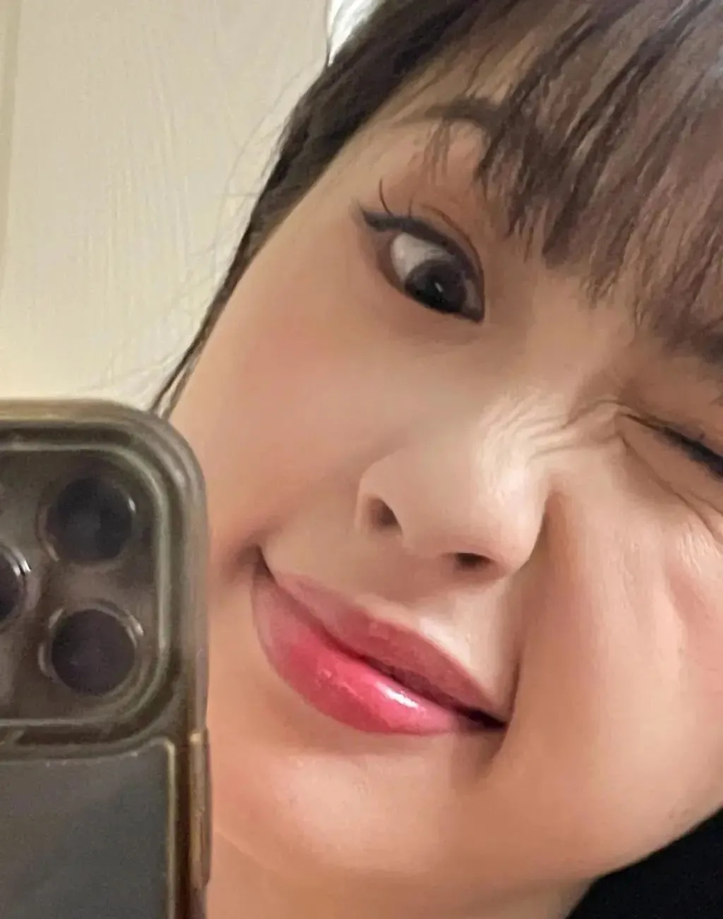 妈妈好爱你!jennie这蜡笔小新脸也太q弹了吧!