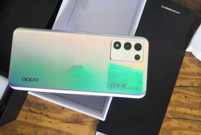 oppo彻底爆发:骁龙778g 5000mah 120hz屏,跌至1339元