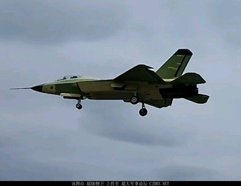 鹘鹰2.0:fc-31重大改进型再度试飞