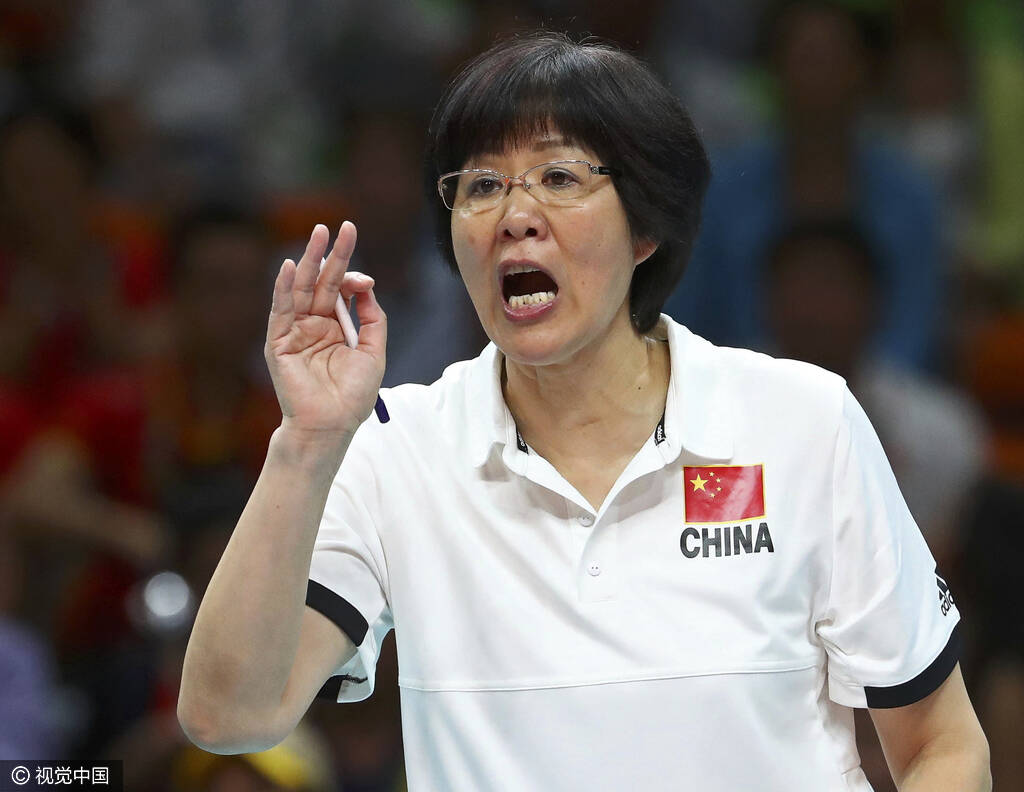 赢得漂亮!郎平赛后也亲了朱婷