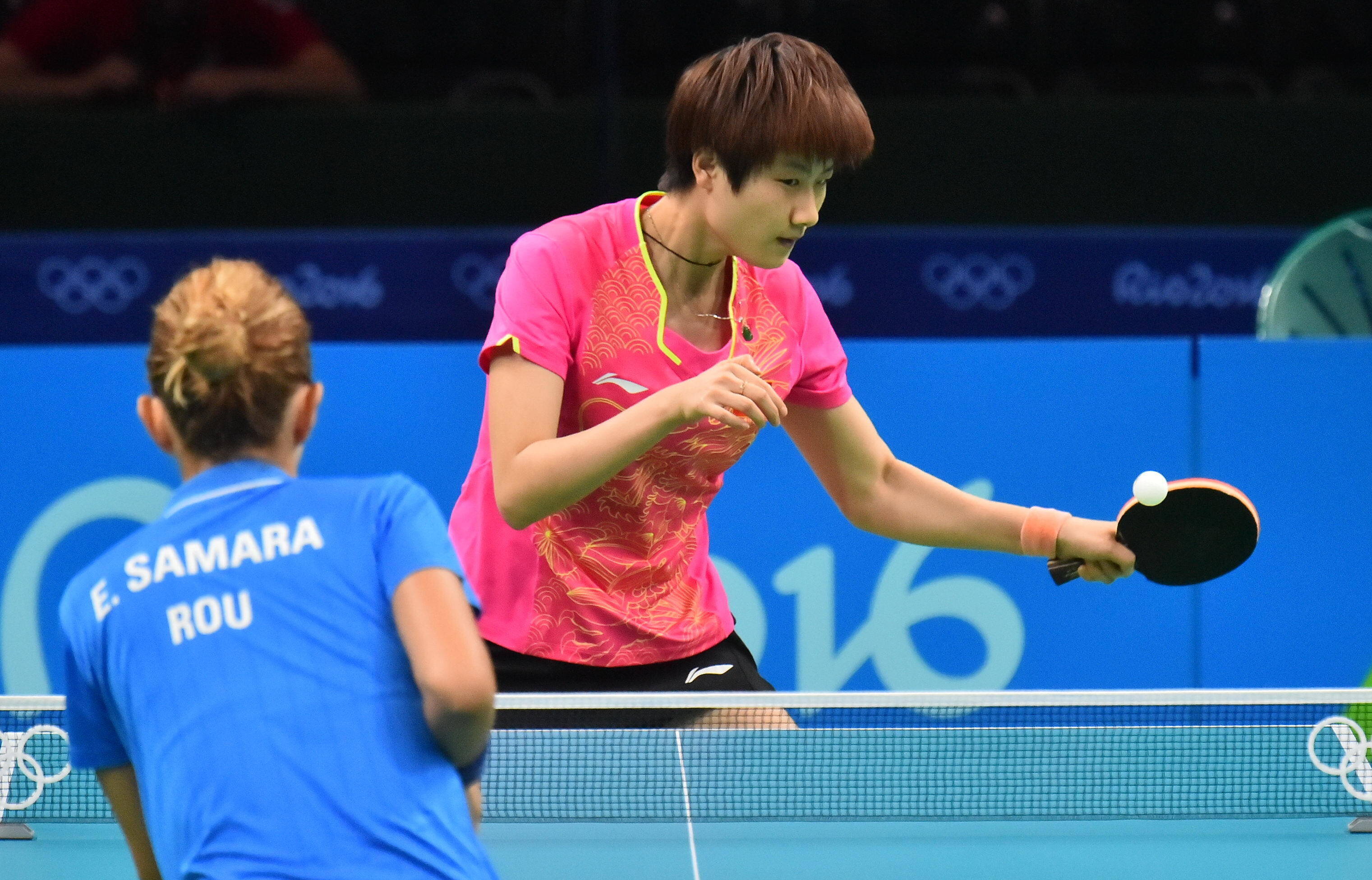 乒乓球丁宁的胸图片