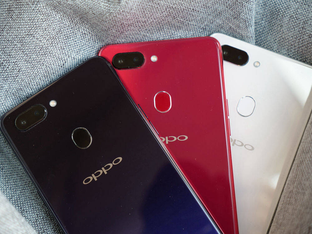 oppo r15图赏:配色大胆 红白纯净紫黑渐变