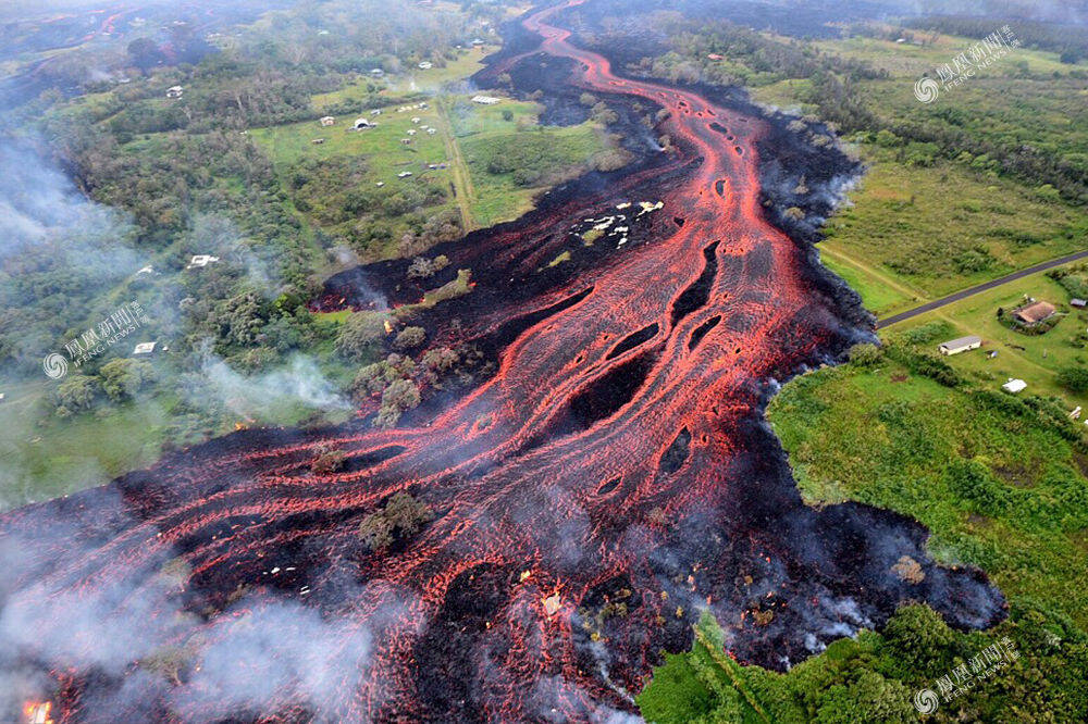 火山二人口_火山爆发图片