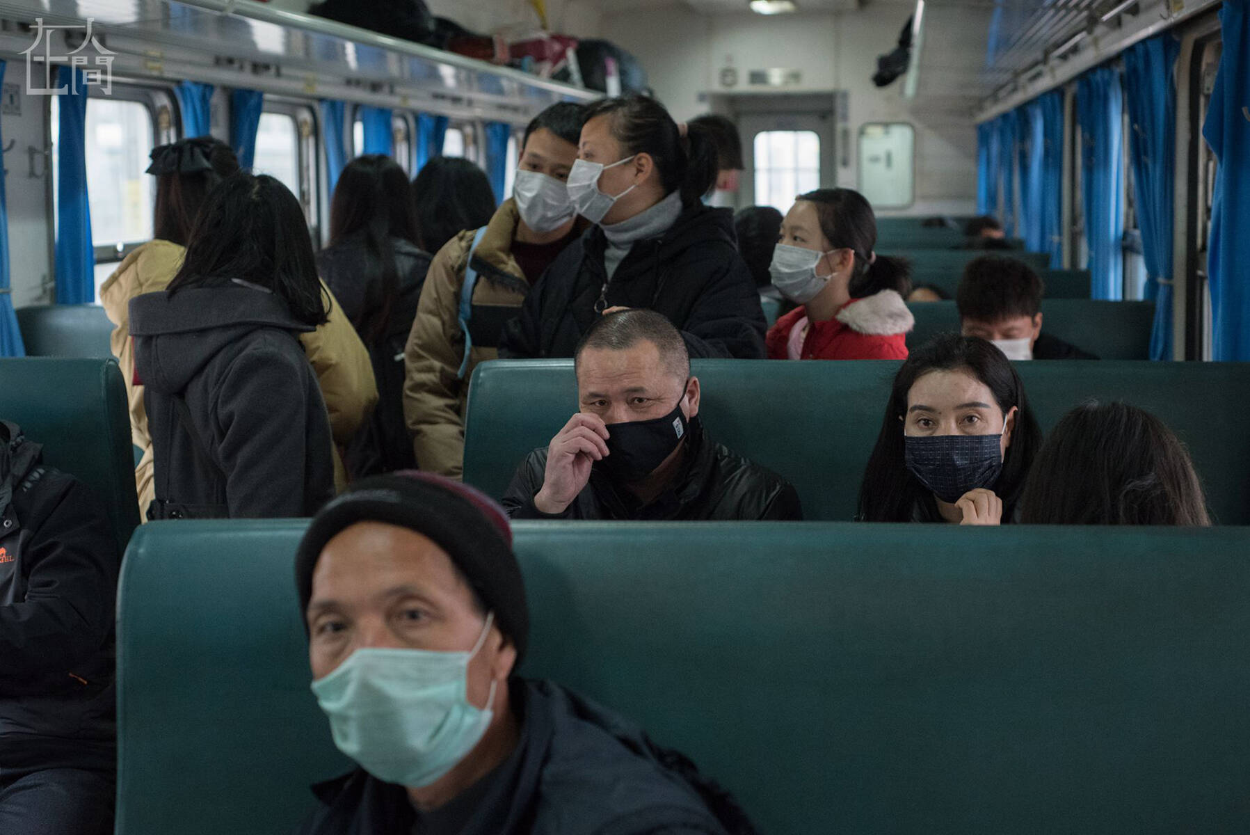 在人间 疫情下的春运:起初,没有一个人戴口罩