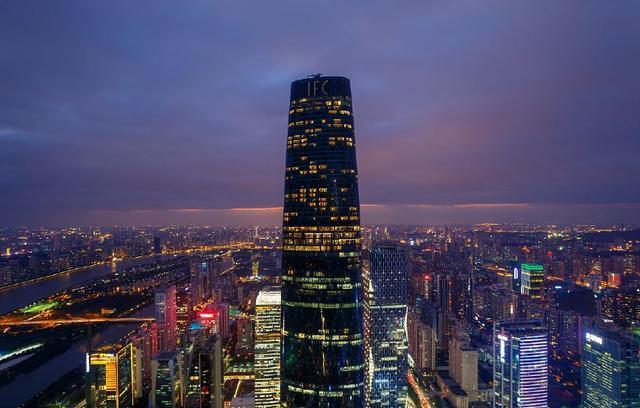 2018年中国最新高楼前10名,排名第2位的115层