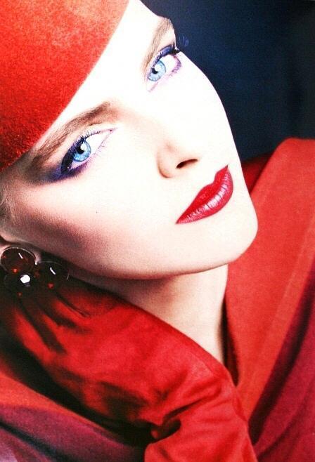 这位仙女下凡是为了造福人类眼睛的,超模Simo