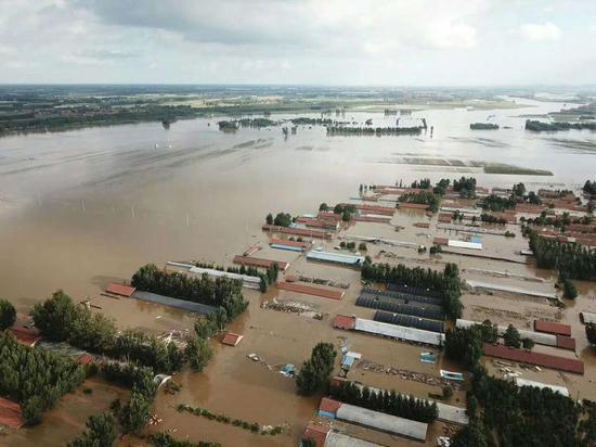 台风温比亚暴雨猛攻山东:寿光弥河洪水猛涨淹