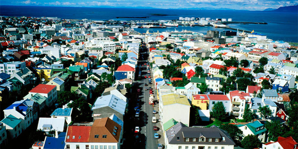 冰岛：超越现实的冰火国度
