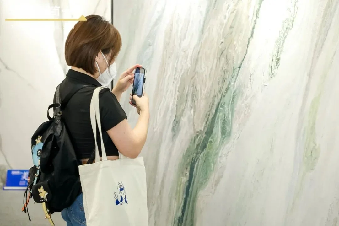 回归美好生活，简一秋季新品惊艳亮相上海DDS潮流展111