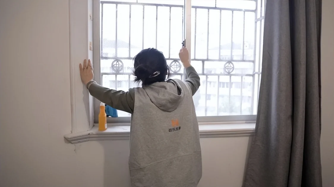 用“聚一聚”打开居家养老新方式,用“帮一帮”解决日常生活困扰,欢乐友道正成为老人好伴侣-聚一聚下一句