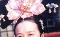 84岁容嬷嬷李明启近照曝光,独自买菜身体硬朗,网友:都没变化!