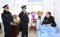 四川一警察执行任务时被患艾滋毒贩刺伤:能见到骨头