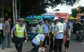 广州交警查扣无牌车打人?警方:男子辱骂交警抢夺被扣车辆