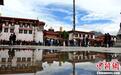 西藏迎旅游高峰 布达拉宫、大昭寺实行预约参观