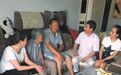 男子殴打母亲被拘 邻里:他是孝子,是压力太大(图)