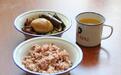 某大学军训推"红军套餐":窝头+红薯 用复古饭缸