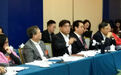 傅成玉批大企业都涉足金融 曹德旺举手:我没做(图)