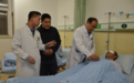 本报牵线,爱心医院帮“蜘蛛侠”父亲重见光明