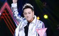 快男选手被指借400万选秀 讨债者拉横幅:还血汗钱