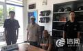 给老伴买生日礼物走丢了 民警助七旬老汉回家