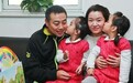 刘国梁住的豪宅:一辈子离不开乒乓球,客厅用球桌当茶几