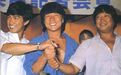 67岁洪金宝精神矍铄,老头衫配金链超有大哥范,硬汉气质不减当年