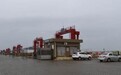 受台风“沙德尔”影响，海口新海港主动做好待渡车辆后勤