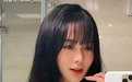 拳击女孩的肱二头肌,我硬是看愣了