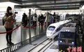 中外记者走进中国铁道博物馆 感受“中国速度”