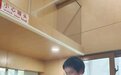 考上清华时他在搬砖,如今毕业回“大山”,网友吵什么