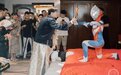 郑州小伙迎娶“奥特曼”,新娘:悄悄计划了一年