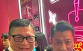 邓炳强晒与刘德华合照,称因《猎鹰》而追逐警察梦