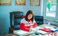 (两会声音)“90后”全国人大代表王颖:乘“电商东风”送农产品出村进城