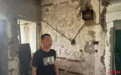杭州“流浪大叔”的现实生活:住在废弃大楼内,床边留着写有身份证号的本子