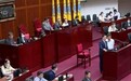 “我当市长还不到一年,你就替我想找新工作…”