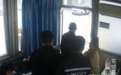 “警察同志,他们说我是逃犯……”结果:还真是……