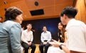 有片|李家超到访科大与学生交流 聆听年轻人声音