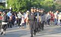 45名民辅警守护8所校园,湖北随州特警开启“护校安园”模式