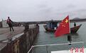福州海警紧急救助海上失去动力船舶