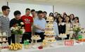 真暖心!湖北一高校举办教职工集体生日会