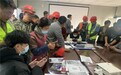 新年近了,兴业银行杭州分行“流动柜台”来了