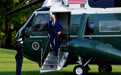拜登新直升机排气过热，白宫草坪受不了