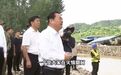 道路被冲毁,辽宁省委书记隔河跟受灾群众交流:路今天一定会抢通