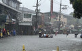 倾盆大雨导致街道变成河流,菲律宾首都进入“灾难状态”